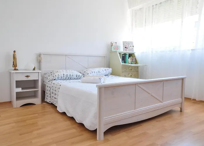 Apartman Neira