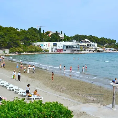 Beach Neira Апартаменты *